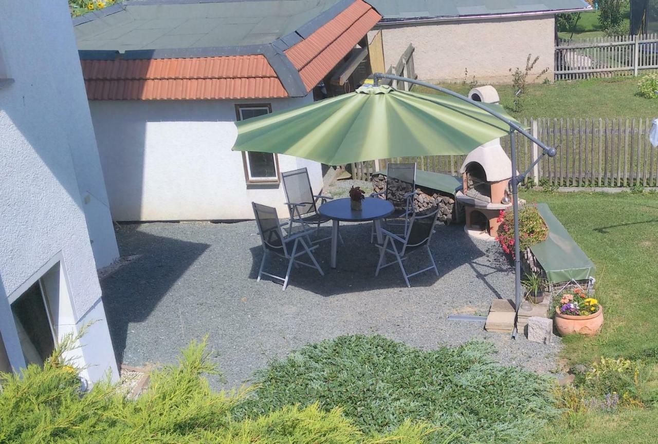 Ferienwohnung Und Pension Guertler Mohlsdorf Εξωτερικό φωτογραφία